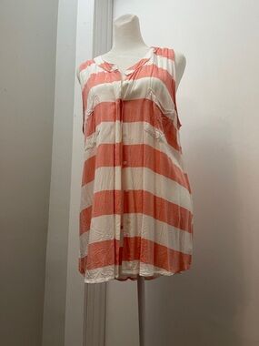 Cupio Coral-Striped Sleeveless Button Front Tunic